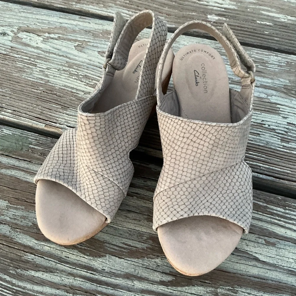 Clarks Collection Annadel Sky Leather Women Sandal Wedge Sz 8.5